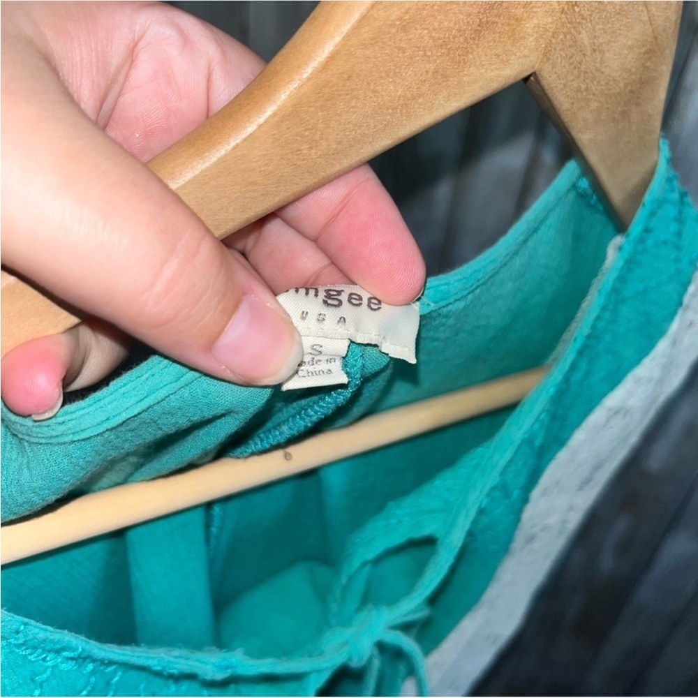 Umgee Green & Lace Sleeveless Tunic - Picture 6 of 6